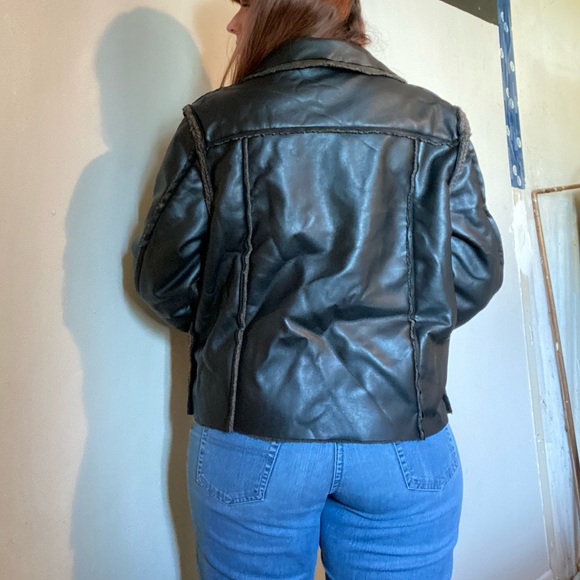 Jacket - Picture 5 of 9